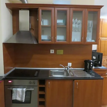 Flora Violet Nr 10 Apartment